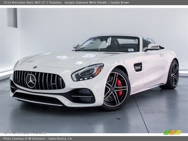 Front 3/4 View of 2019 AMG GT C Roadster