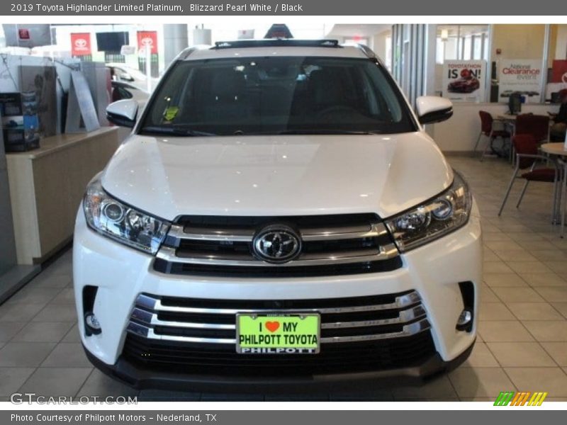 Blizzard Pearl White / Black 2019 Toyota Highlander Limited Platinum