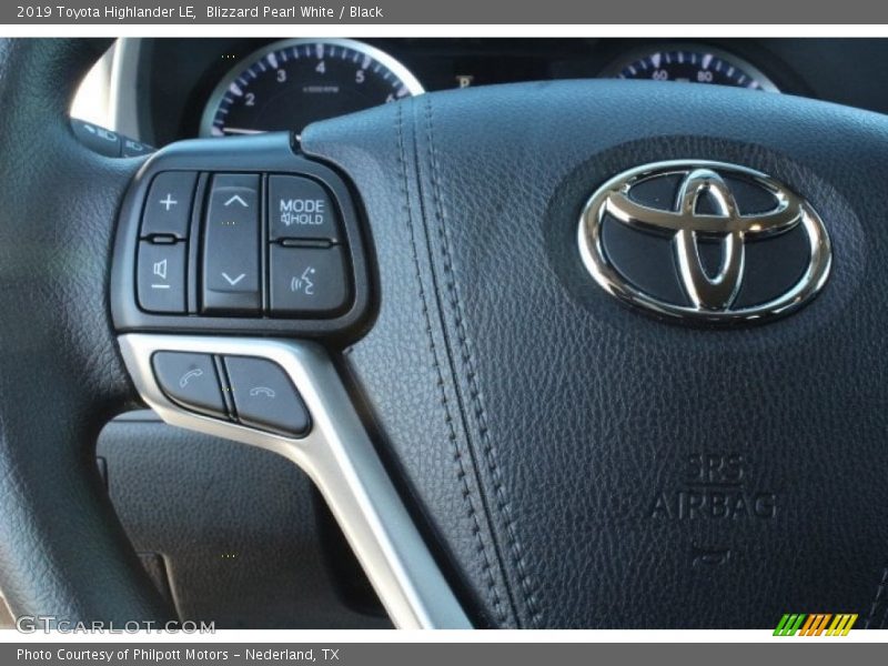 Blizzard Pearl White / Black 2019 Toyota Highlander LE