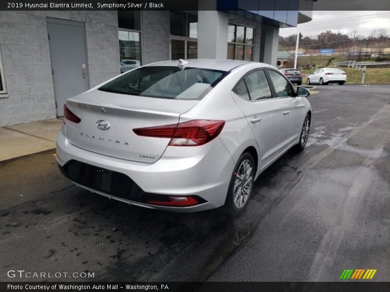 Symphony Silver / Black 2019 Hyundai Elantra Limited