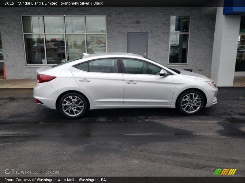 Symphony Silver / Black 2019 Hyundai Elantra Limited