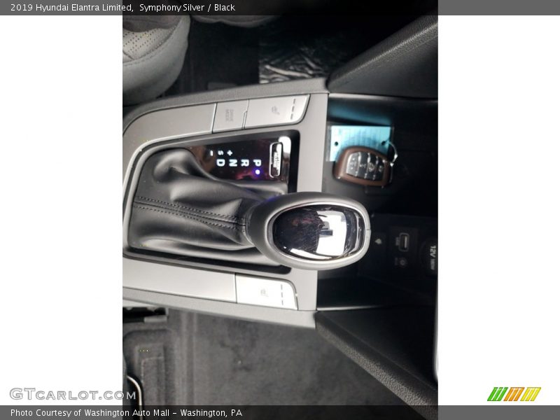 Symphony Silver / Black 2019 Hyundai Elantra Limited