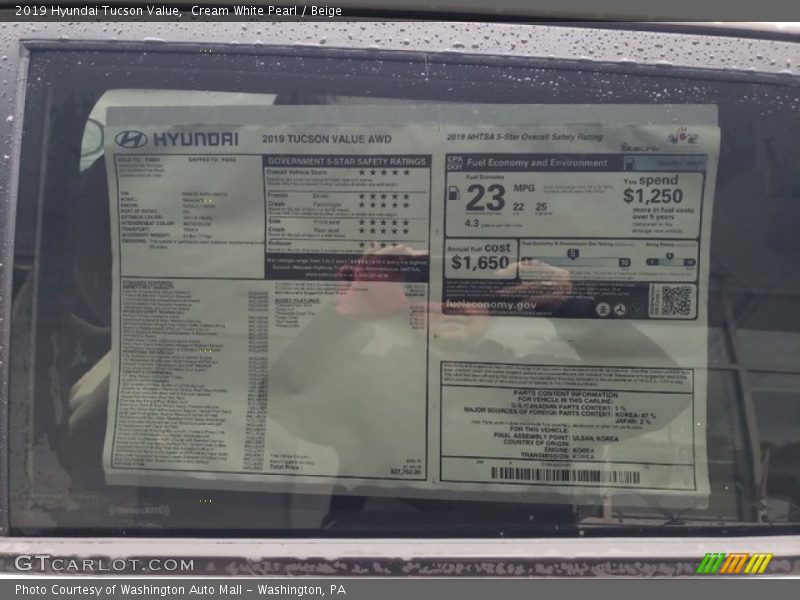 Cream White Pearl / Beige 2019 Hyundai Tucson Value