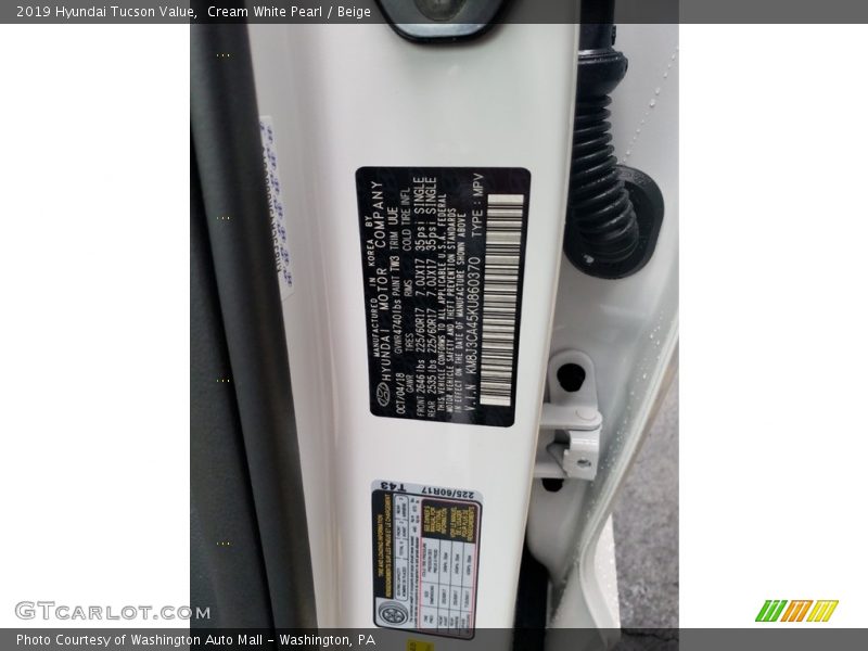 Cream White Pearl / Beige 2019 Hyundai Tucson Value
