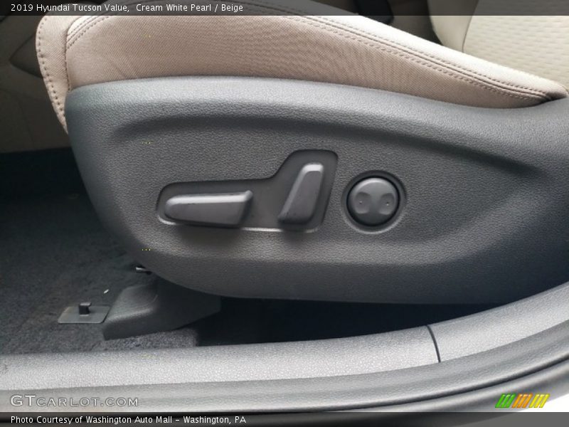 Cream White Pearl / Beige 2019 Hyundai Tucson Value