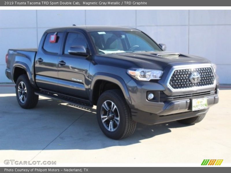 Magnetic Gray Metallic / TRD Graphite 2019 Toyota Tacoma TRD Sport Double Cab