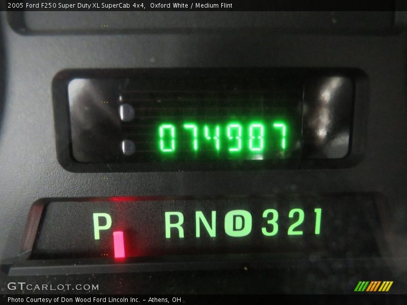 Oxford White / Medium Flint 2005 Ford F250 Super Duty XL SuperCab 4x4