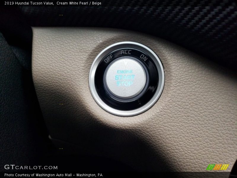 Cream White Pearl / Beige 2019 Hyundai Tucson Value