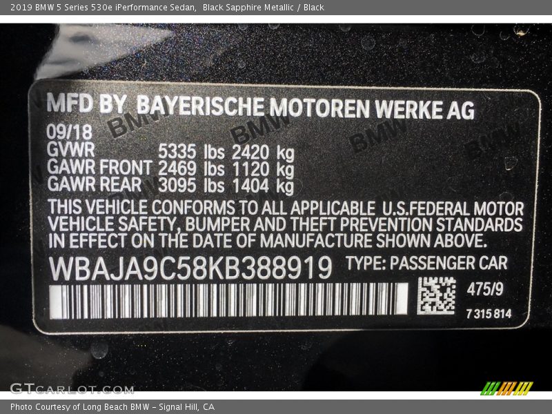 Black Sapphire Metallic / Black 2019 BMW 5 Series 530e iPerformance Sedan