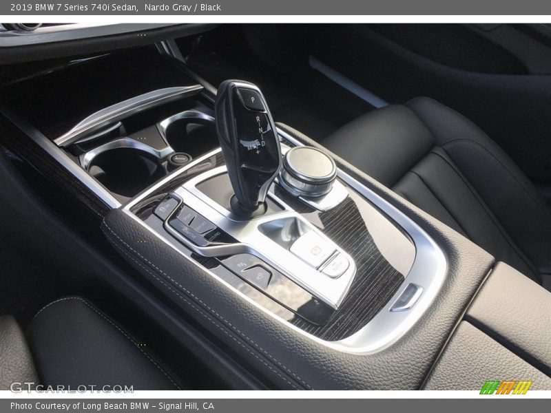  2019 7 Series 740i Sedan 8 Speed Automatic Shifter
