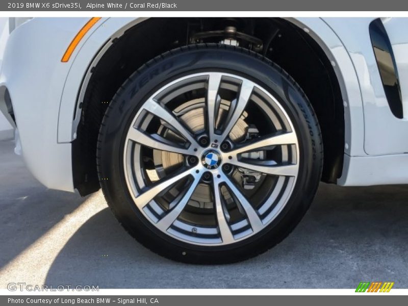 Alpine White / Coral Red/Black 2019 BMW X6 sDrive35i