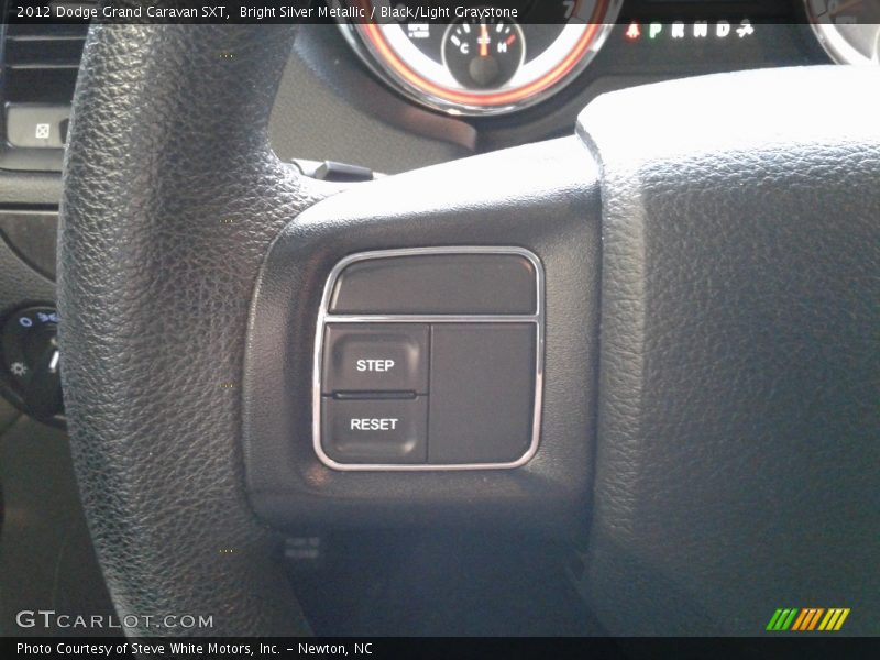 Bright Silver Metallic / Black/Light Graystone 2012 Dodge Grand Caravan SXT