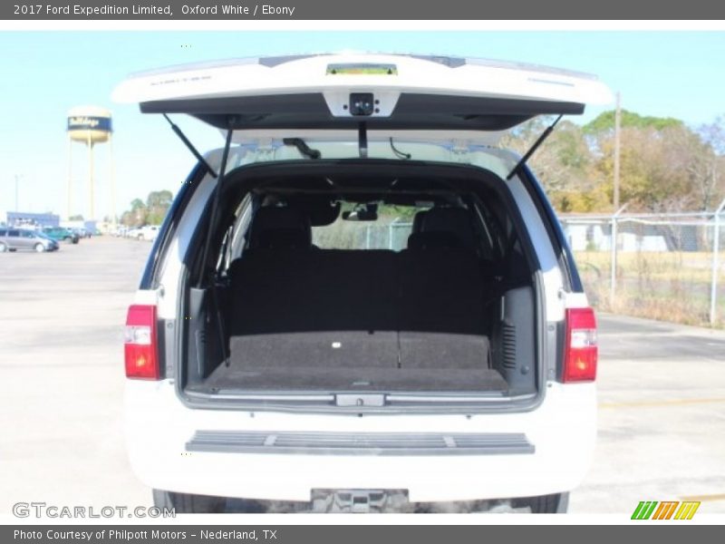 Oxford White / Ebony 2017 Ford Expedition Limited