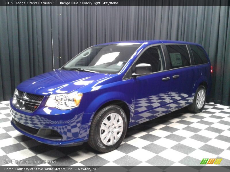 Indigo Blue / Black/Light Graystone 2019 Dodge Grand Caravan SE