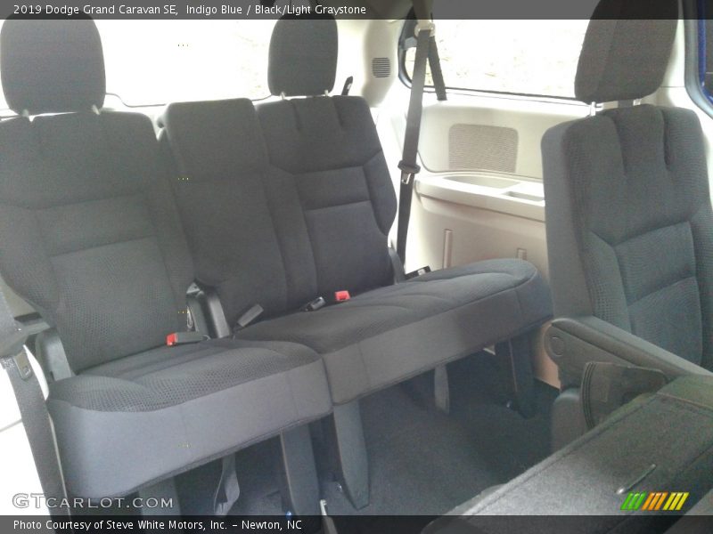 Indigo Blue / Black/Light Graystone 2019 Dodge Grand Caravan SE