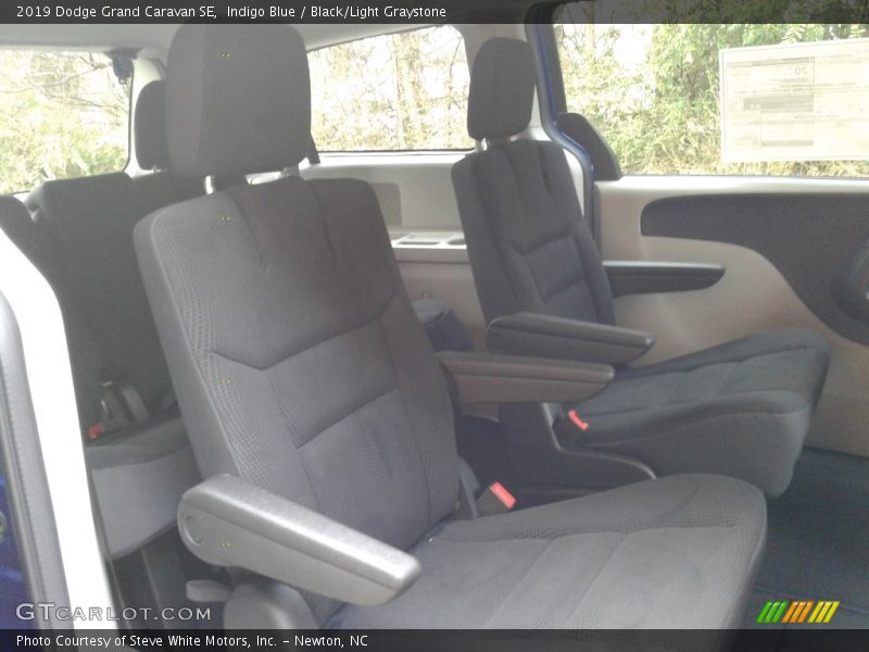 Indigo Blue / Black/Light Graystone 2019 Dodge Grand Caravan SE