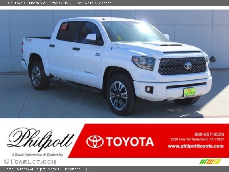 Super White / Graphite 2019 Toyota Tundra SR5 CrewMax 4x4
