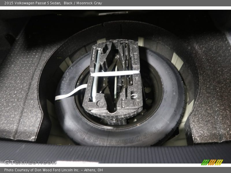 Black / Moonrock Gray 2015 Volkswagen Passat S Sedan