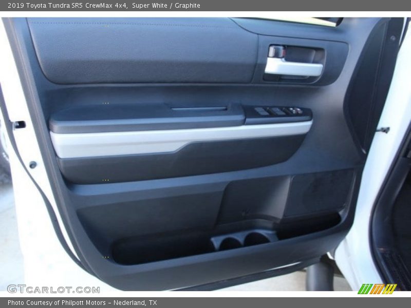 Super White / Graphite 2019 Toyota Tundra SR5 CrewMax 4x4