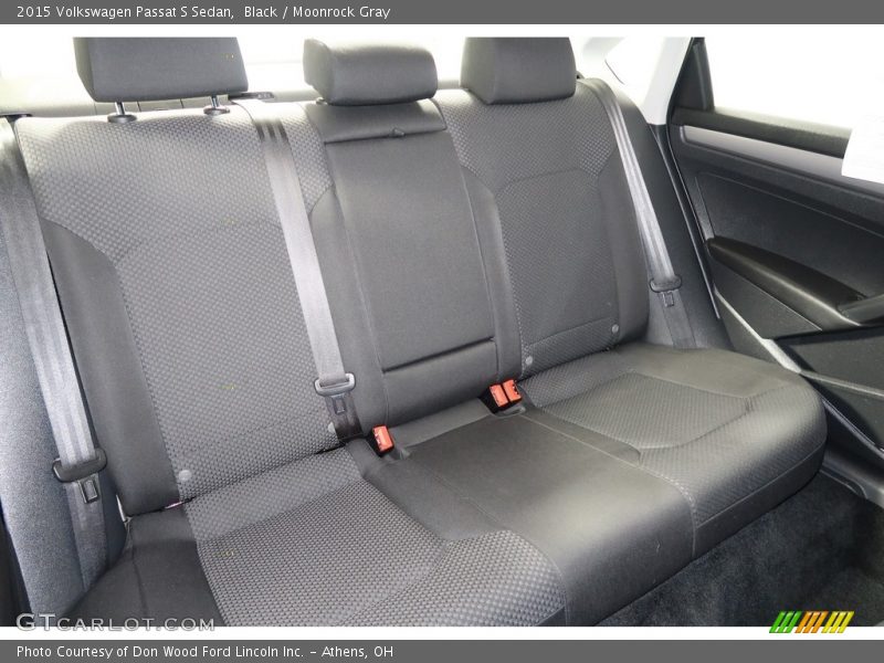 Black / Moonrock Gray 2015 Volkswagen Passat S Sedan