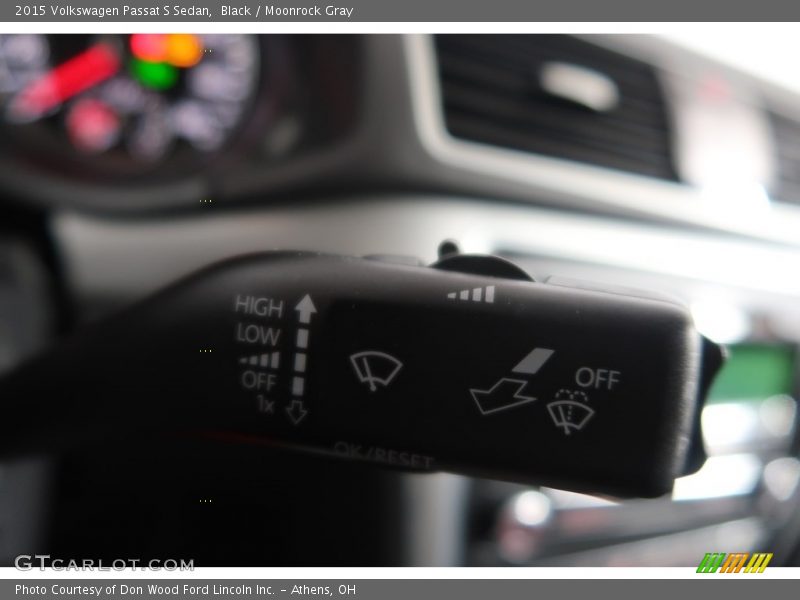 Black / Moonrock Gray 2015 Volkswagen Passat S Sedan