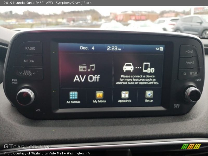 Symphony Silver / Black 2019 Hyundai Santa Fe SEL AWD