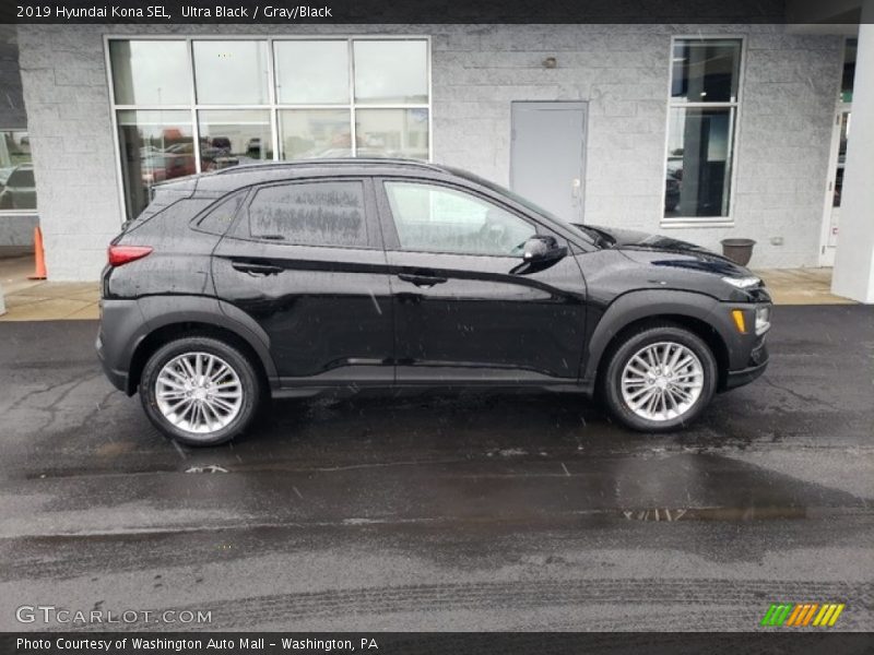  2019 Kona SEL Ultra Black