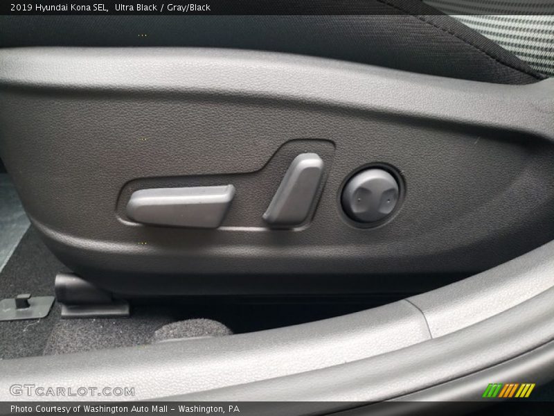 Controls of 2019 Kona SEL