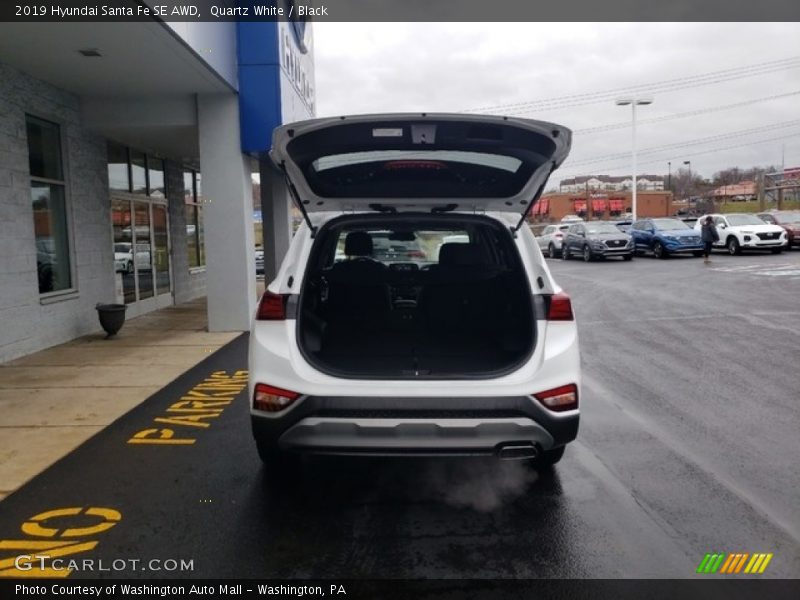 Quartz White / Black 2019 Hyundai Santa Fe SE AWD