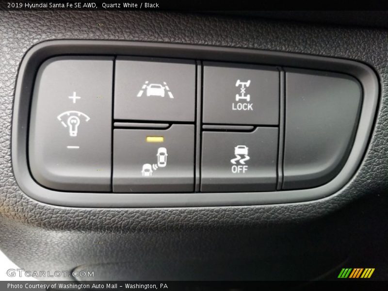 Quartz White / Black 2019 Hyundai Santa Fe SE AWD