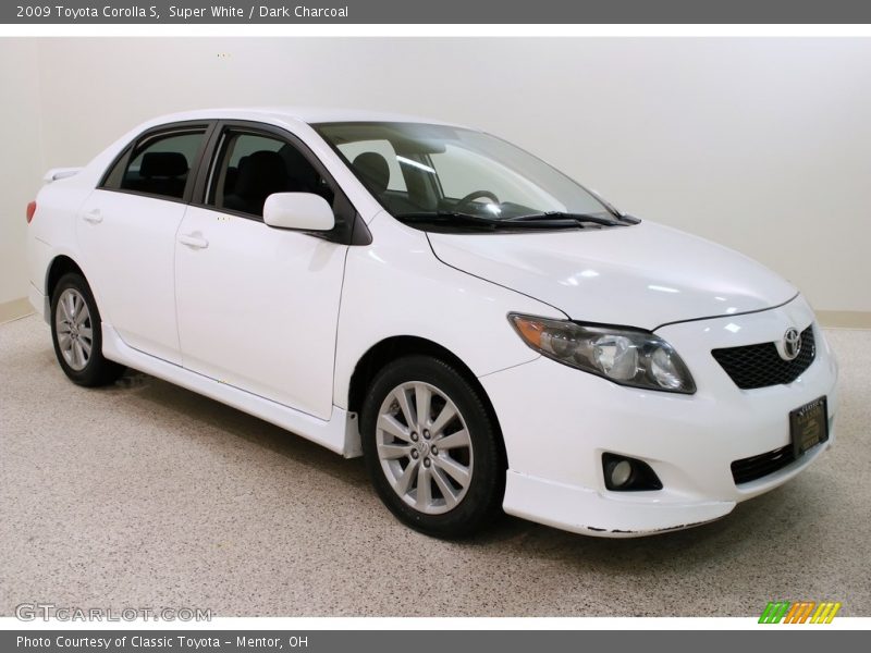 Super White / Dark Charcoal 2009 Toyota Corolla S