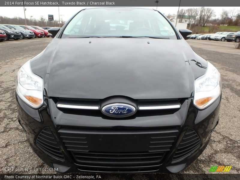 Tuxedo Black / Charcoal Black 2014 Ford Focus SE Hatchback