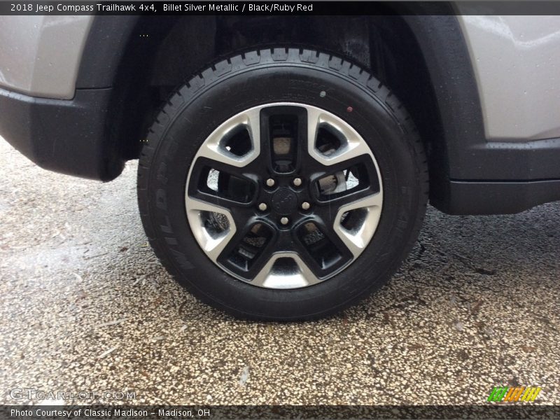 Billet Silver Metallic / Black/Ruby Red 2018 Jeep Compass Trailhawk 4x4