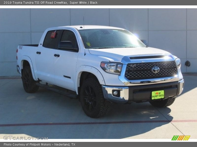 Super White / Black 2019 Toyota Tundra TSS Off Road CrewMax