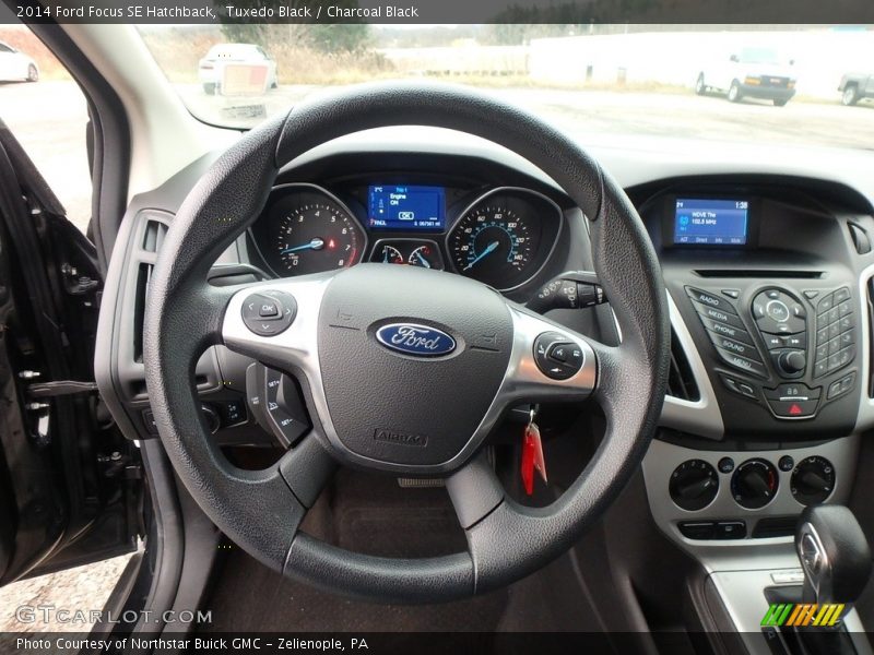Tuxedo Black / Charcoal Black 2014 Ford Focus SE Hatchback