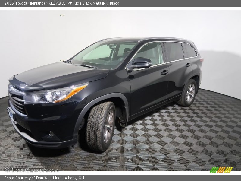 Attitude Black Metallic / Black 2015 Toyota Highlander XLE AWD