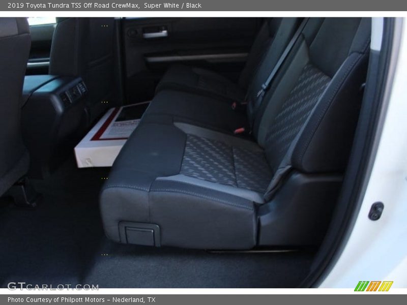 Super White / Black 2019 Toyota Tundra TSS Off Road CrewMax