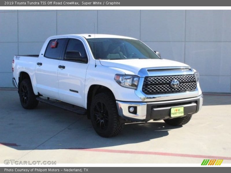 Super White / Graphite 2019 Toyota Tundra TSS Off Road CrewMax