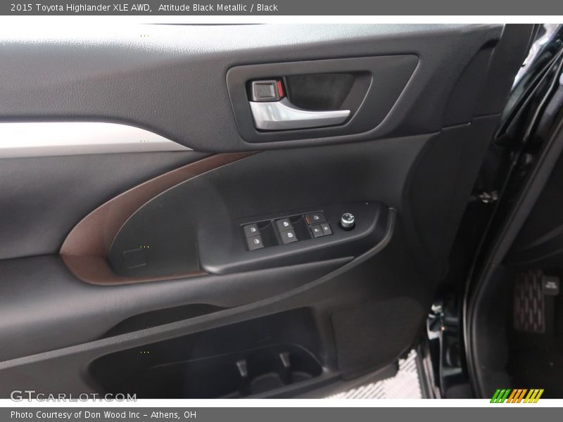 Attitude Black Metallic / Black 2015 Toyota Highlander XLE AWD