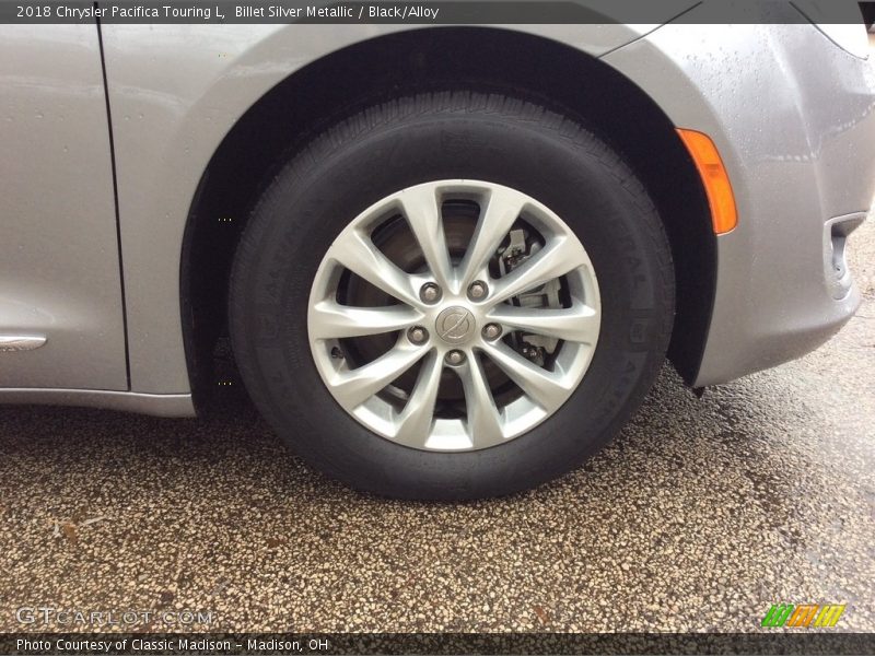 Billet Silver Metallic / Black/Alloy 2018 Chrysler Pacifica Touring L