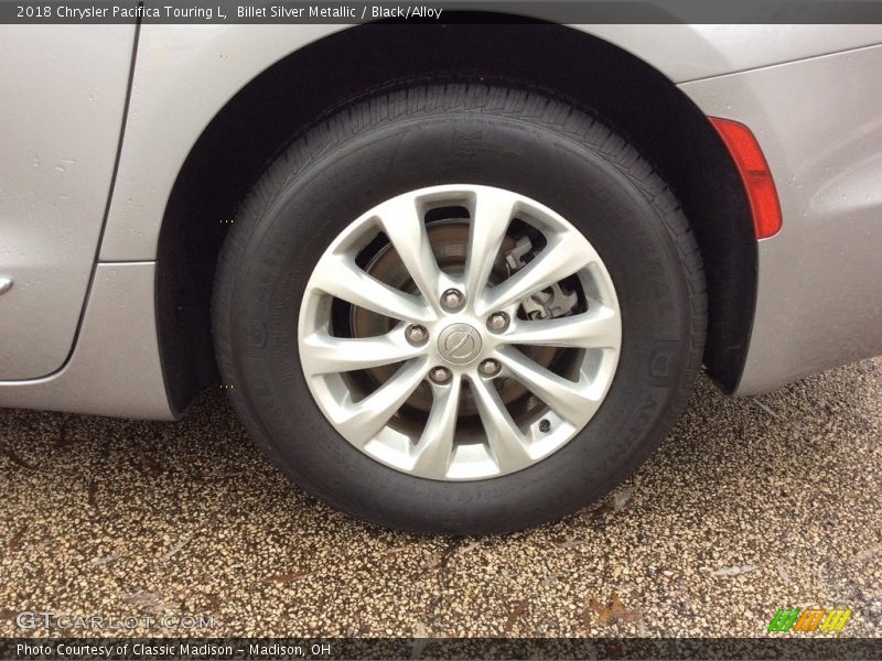 Billet Silver Metallic / Black/Alloy 2018 Chrysler Pacifica Touring L