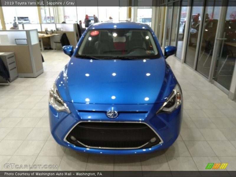 Sapphire / Gray 2019 Toyota Yaris XLE