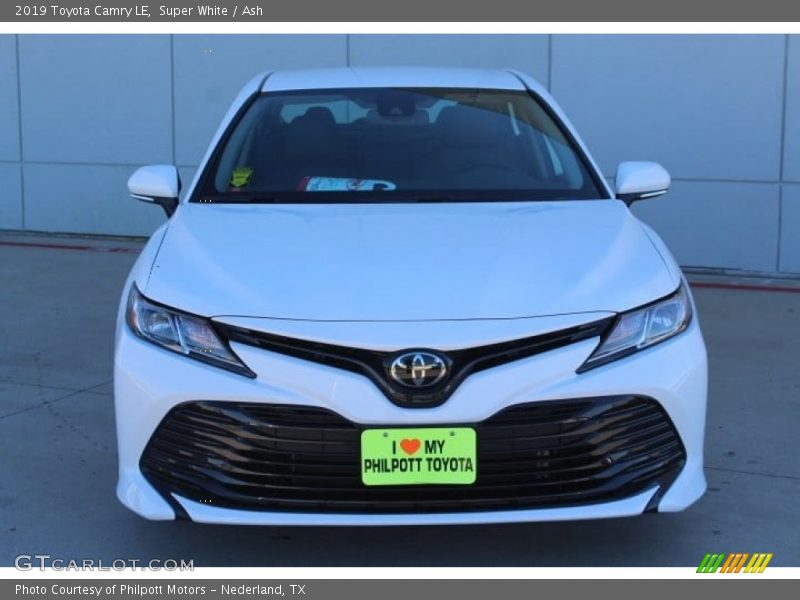 Super White / Ash 2019 Toyota Camry LE