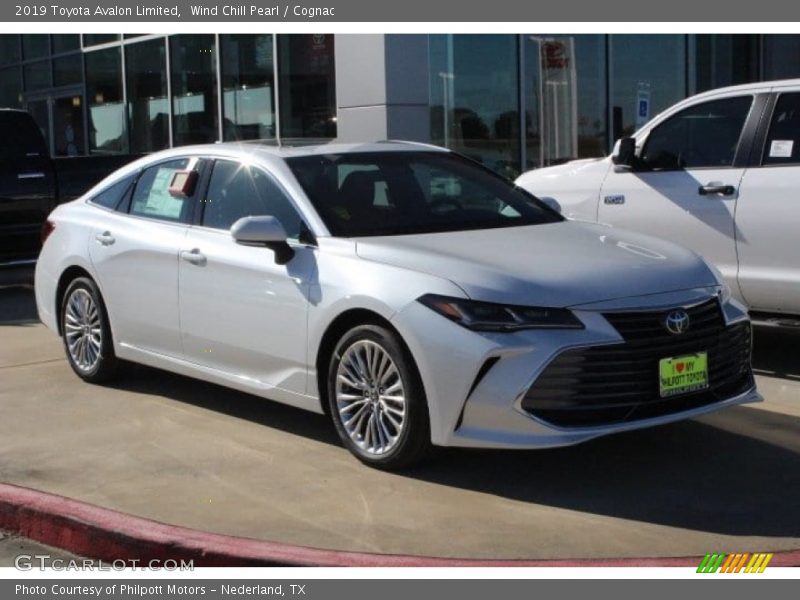 Wind Chill Pearl / Cognac 2019 Toyota Avalon Limited