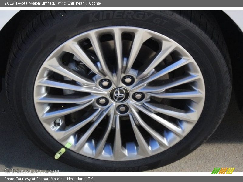 Wind Chill Pearl / Cognac 2019 Toyota Avalon Limited