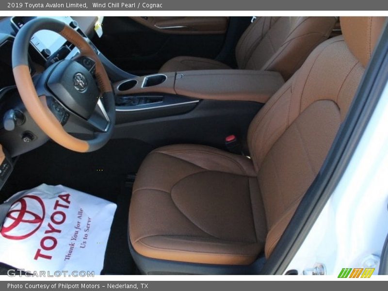 Wind Chill Pearl / Cognac 2019 Toyota Avalon Limited