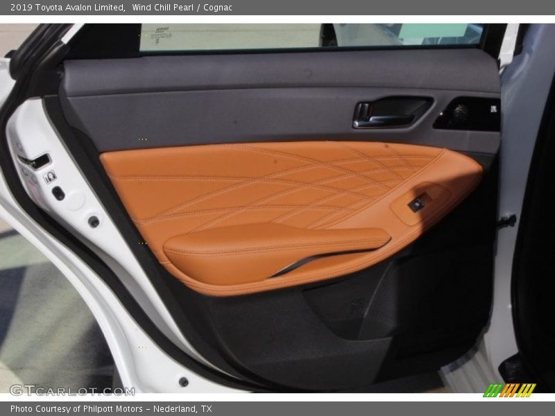 Wind Chill Pearl / Cognac 2019 Toyota Avalon Limited