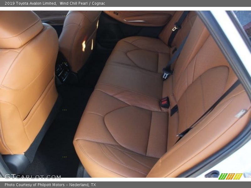 Wind Chill Pearl / Cognac 2019 Toyota Avalon Limited