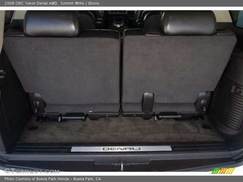 Summit White / Ebony 2008 GMC Yukon Denali AWD