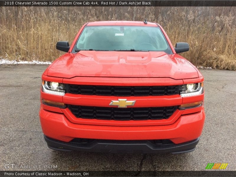 Red Hot / Dark Ash/Jet Black 2018 Chevrolet Silverado 1500 Custom Crew Cab 4x4